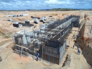 Calote no Brasil: Cuba e Venezuela deve R$ 3,5 bilhões ao BNDES
