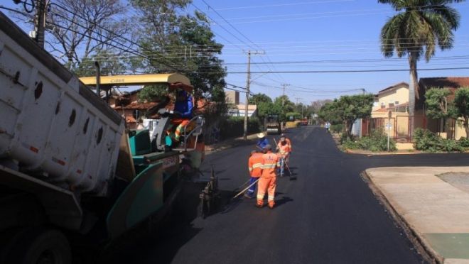 Prefeitura anuncia o recapeamento de importantes vias da Capital