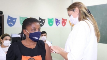 Vacinação itinerante é promovida em dois bairros de Campo Grande
