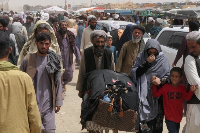 Talibãs retomam poder no Afeganistão