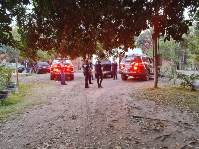 Quatro homens da mesma família são preso por estupro