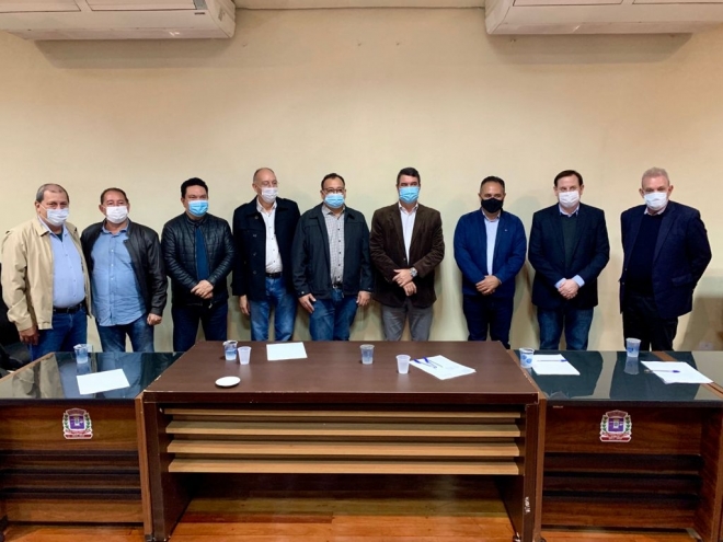 Assinado o conv&ecirc;nio para cria&ccedil;&atilde;o do Cons&oacute;rcio Sul Fronteira 