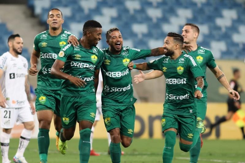 Cuiabá será sede pela primeira vez da final do Campeonato Brasileiro de  Xadrez :: Leiagora, Playagora