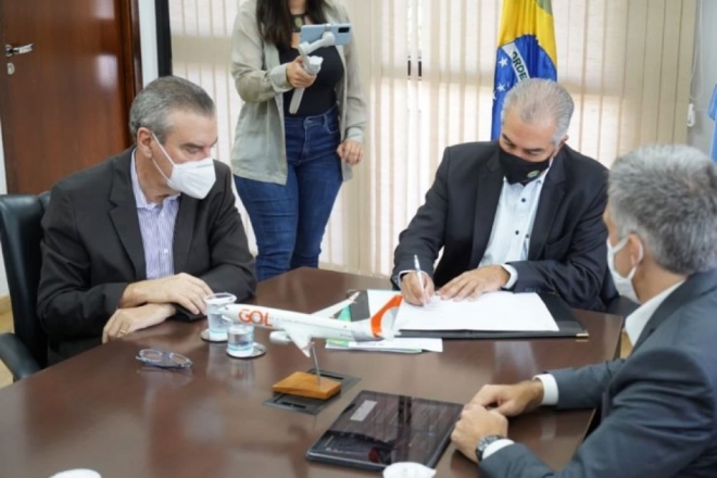 Durante lançamento de rota aérea, Paulo Corrêa enfatizou a redução do ICMS