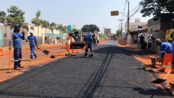 Obras de drenagem interditam novos cruzamentos no centro da Capital