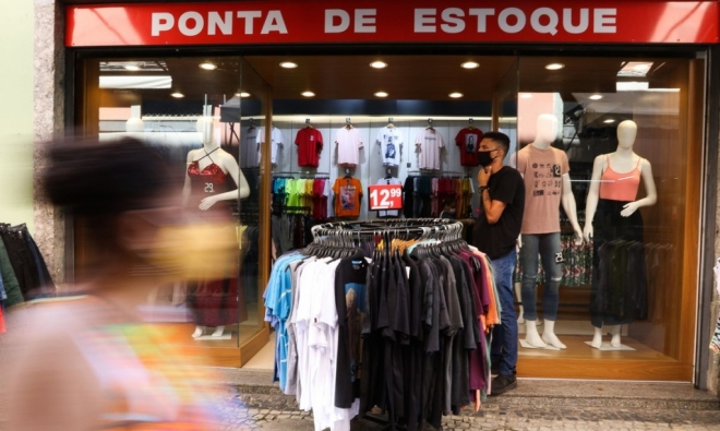 Ipea diz que desemprego tem queda de 1,5 ponto percentual em um ano