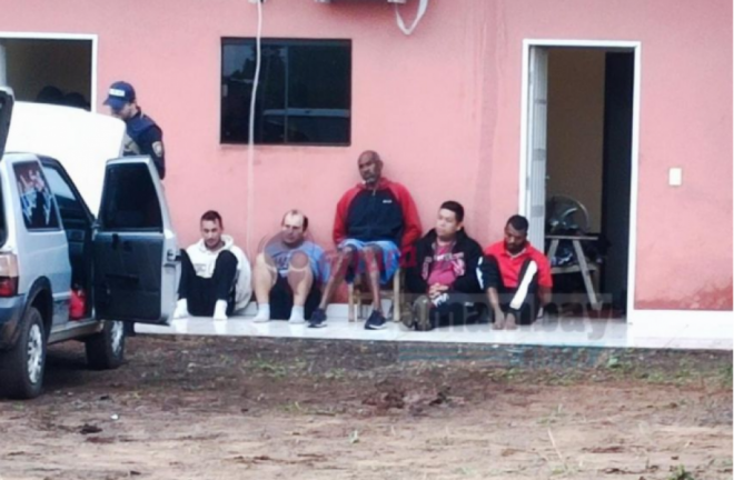 Brasileiros envolvidos em chacina são presos 