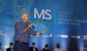 Governo lança programa para melhorar alfabetização na rede pública