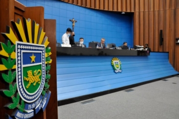 Cinco propostas estão pautadas na Assembleia nesta terça