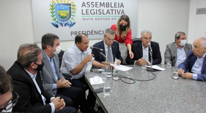 Deputado apresenta projeto de extinção do IPVA e taxas vencidas para motos