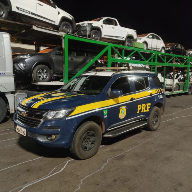 Veículos roubado no Rio de Janeiro são recuperados pela PRF 