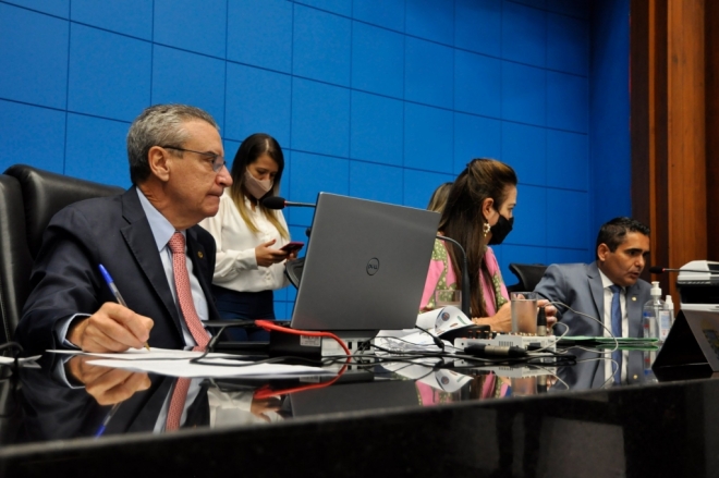 Deputados aprovam projeto que cria Dia da Dignidade Menstrual