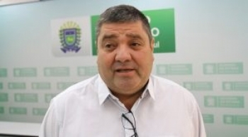 Vamos continuar estruturando os municípios que fomentam nosso turismo estadual, afirma Riedel