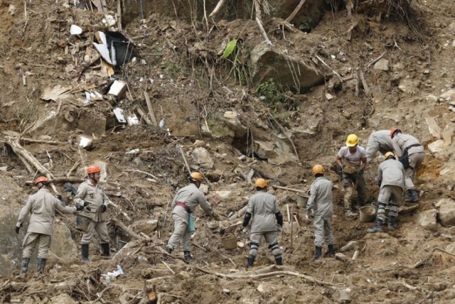 Petrópolis: vítimas tentam retomar vida, mas sem definição de moradia