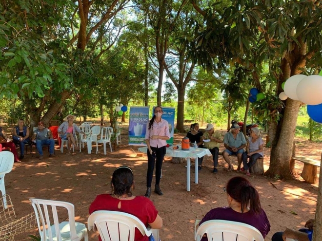 Assentamento produz leite que alimentará alunos de Sidrolândia