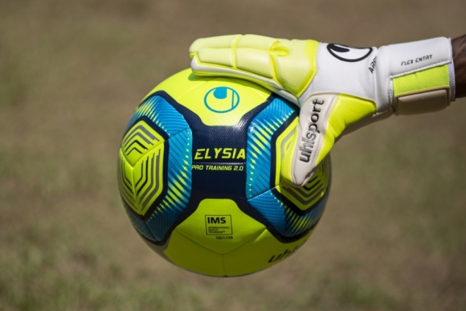 Bolas CBF uhlsport