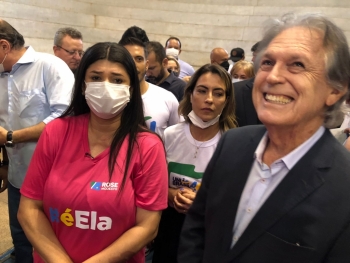 Com presença de Luciano Bivar, Rose Modesto se lança pré-candidatura ao governo pelo União Brasil