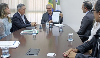 Azambuja promove 1.016 policiais civis de MS