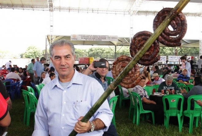 ColunaMarcoEus&eacute;bio