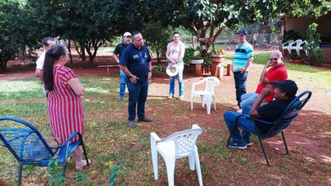Prefeitura e produtores discutem formas de elevar vendas de itens de agricultura familiar