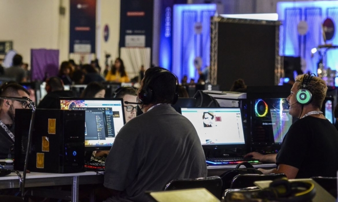 Indústria de Software e Serviços de TIC cresceu 6,5% em 2021