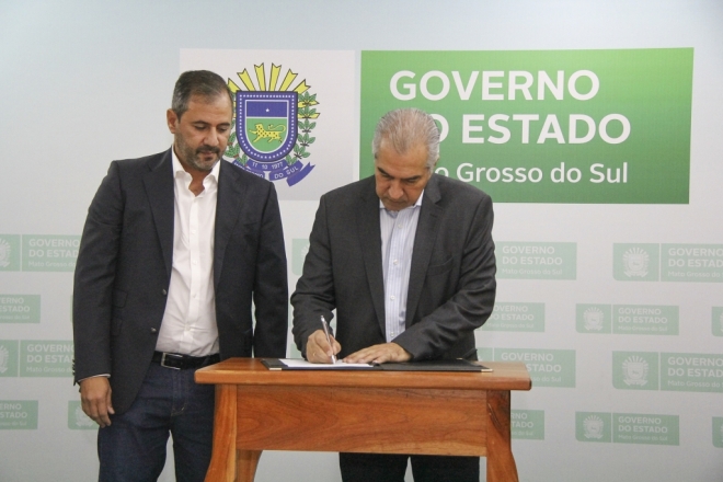 Em lan&ccedil;amento de novos cursos na Uems, governo anuncia investimento na universidade