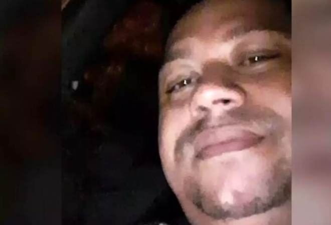 Homem é morto pela esposa após dar uma facada nela