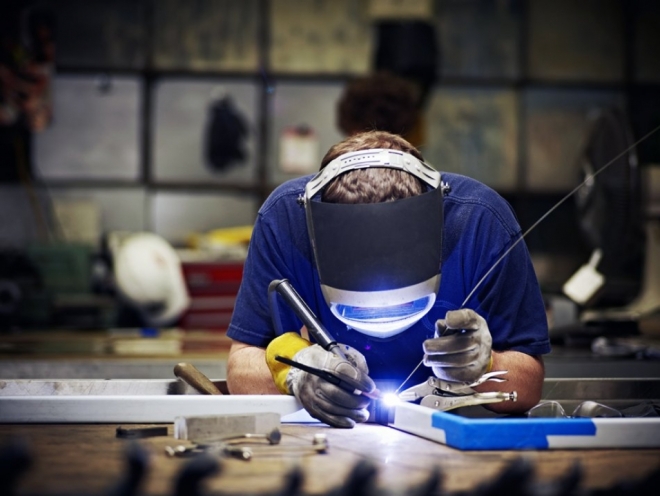 Mês de agosto foi de estabilidade na produção industrial