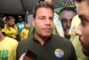 “Colocamos na lata do lixo um monte de pesquisa