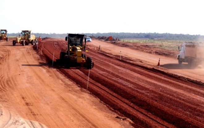 Além dos investimentos com recursos públicos, Mato Grosso do Sul também construiu Parcerias Público-Privadas e uma política de incentivos fiscais que tem atraído empreendimentos bilionários