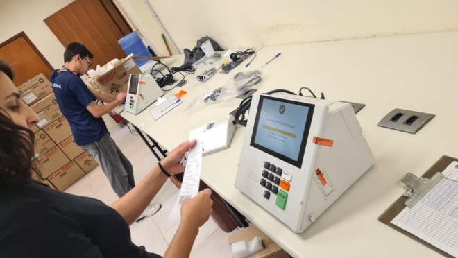 Urnas Eletr&ocirc;nicas