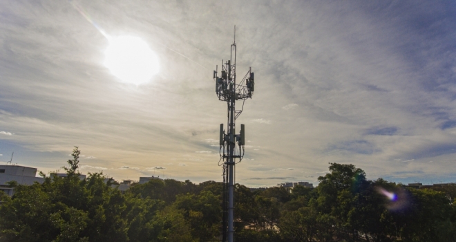 Levantamento da Confederação Nacional de Municípios aponta desafios para o 5G