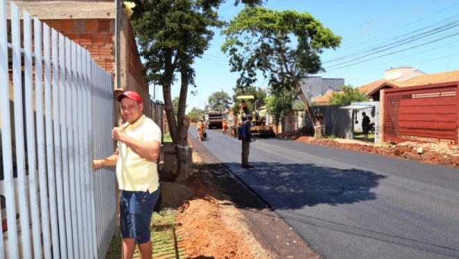 Moradores do Oliveira 3 recebem obra sonhada há 20 anos