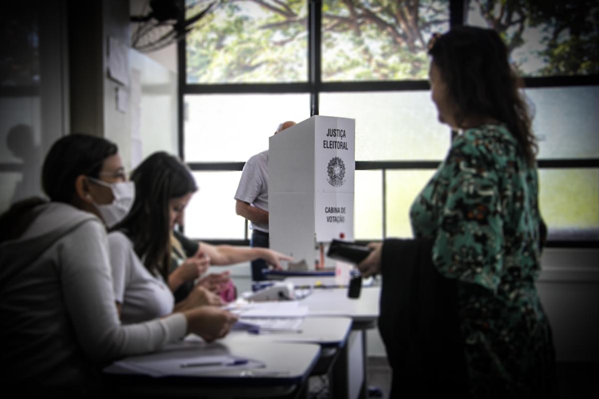 TSE diz que relatório do Ministério da Defesa não aponta fraudes nas urnas