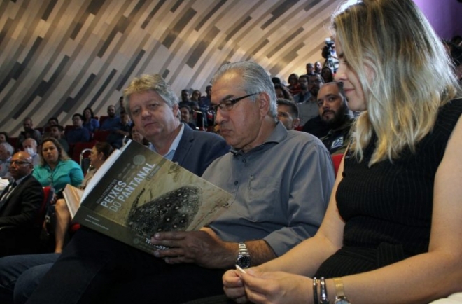 Guia ilustrado de peixes do Pantanal é lançado durante solenidade no Bioparque