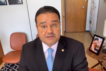 Deputado discorda com manifesta&ccedil;&atilde;o das For&ccedil;as Armadas