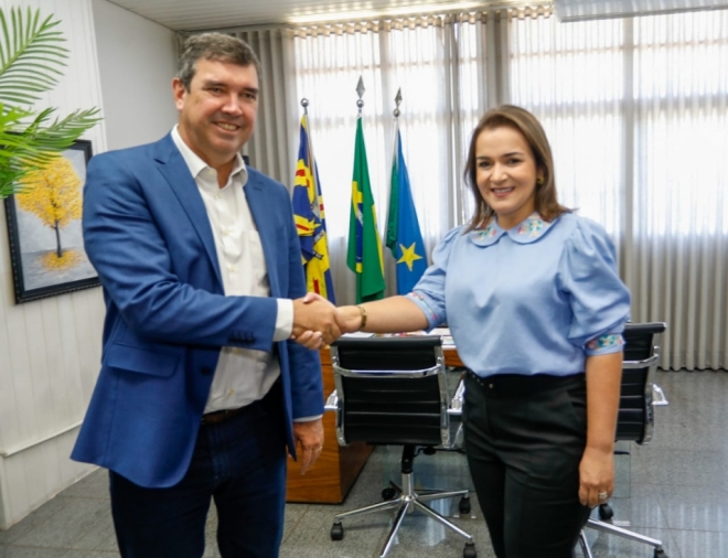 Eduardo Riedel reafirma compromisso municipalista