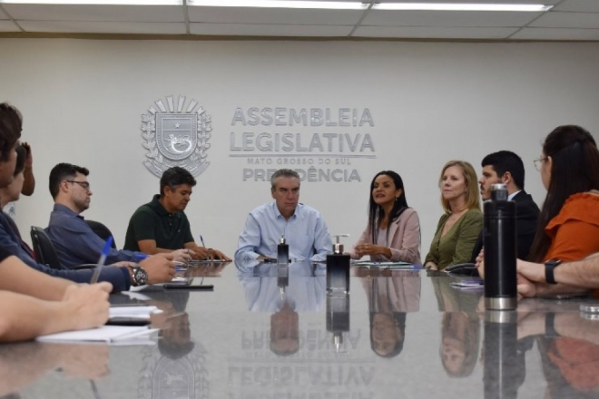 Presidente recebe proposta do Governo de dar 98% em cobertura de esgoto no Estado