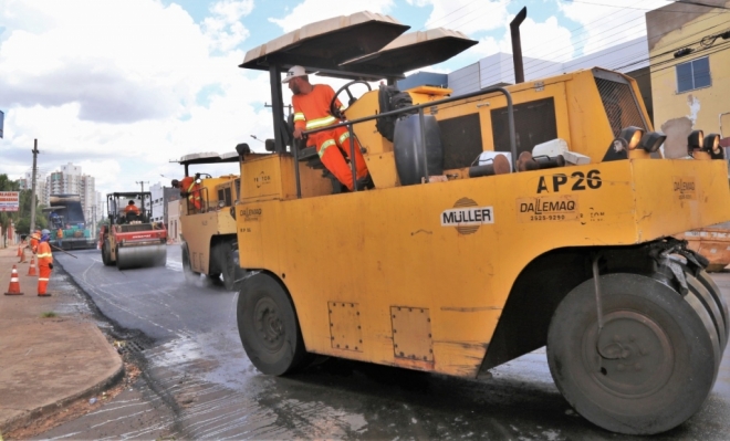 Moradores e comerciantes comemoram entrega das obras na região central