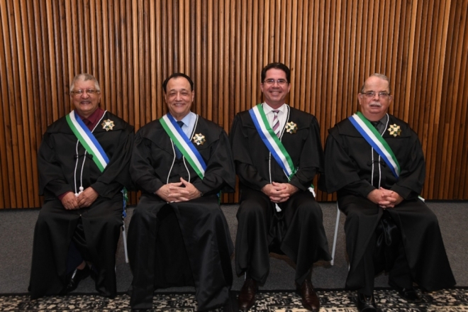 Desembargadores do TRT MS do próximo biênio tomam posse