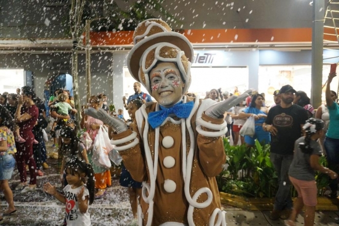 Natal nos bairros chega ao Aero Rancho