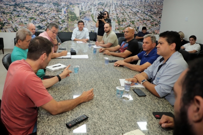 Vereadores intermediam crise no transporte público da Capital