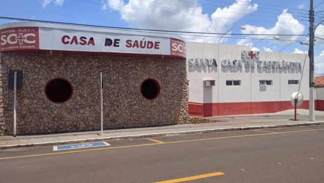 Mulher mata bebê de dois meses após agredir e jogar bebê no chão