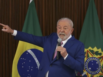 Quem fizer algo errado será convidado a deixar o governo, diz Lula