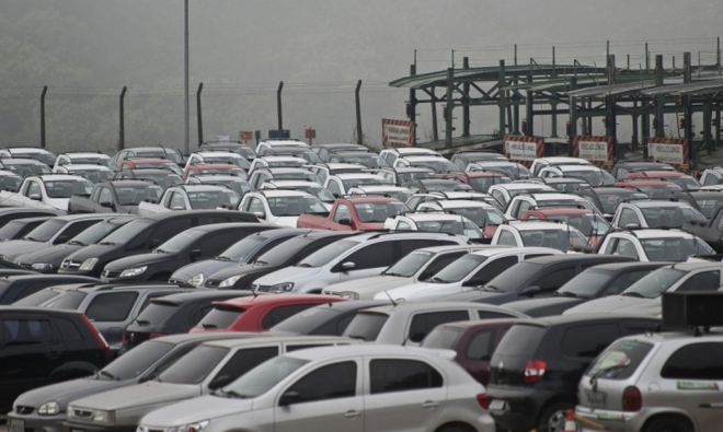 Produ&ccedil;&atilde;o de ve&iacute;culos aumenta 5,4% em 2022, diz Anfavea