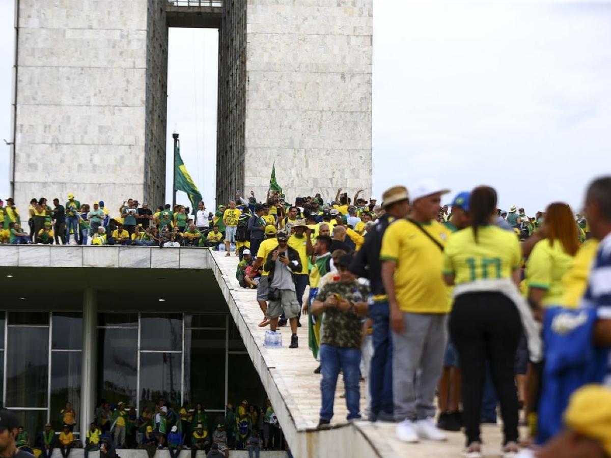 Congresso, Planalto e STF é invadido durante manifestação