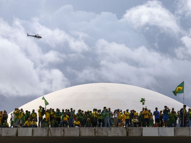 Congresso, Planalto e STF é invadido durante manifestação