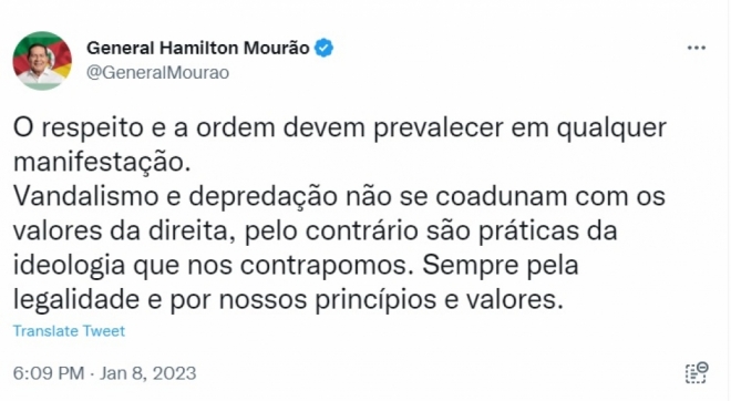 Com críticas à esquerda, Bolsonaro repudia vandalismo em Brasília