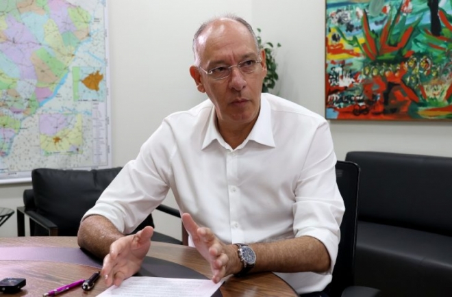 Levar a pavimentação aos quatro cantos do Estado é meta de governo, diz Peluffo