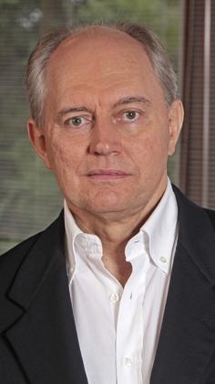 Carlos Rodolfo Schneider - Artigo